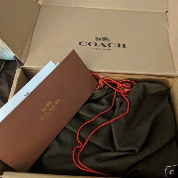 Coach Rip and Repair Small Link Messenger Bag in Leather - Picture 4 of 14